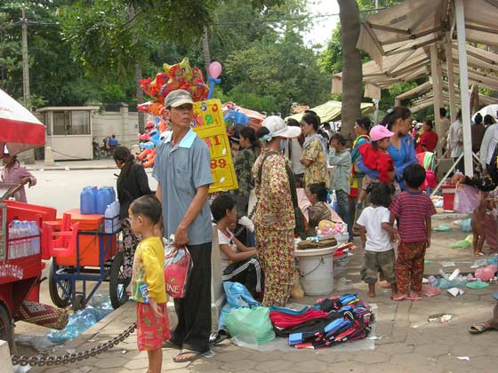 Foule à Phnom Penh