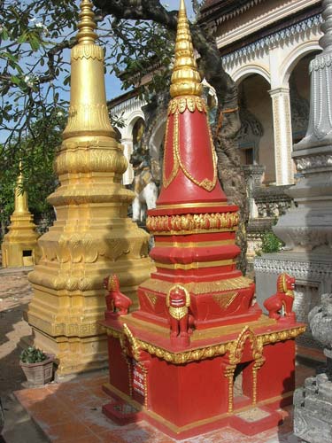 Stupas Stupas