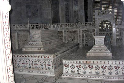 Les tombeaux du Taj Mahal