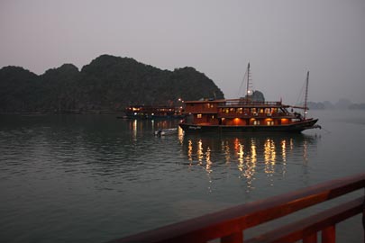 Baie d'Halong. Baie d'Halong.