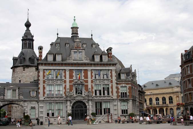 Namur