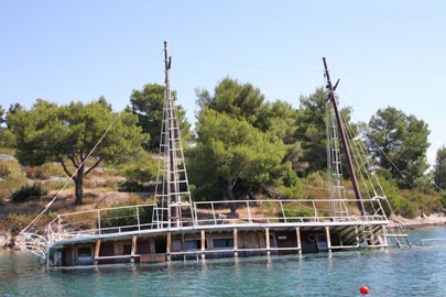 Baie de Necujam. Baie de Necujam.