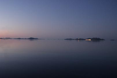 Les lumières de l'île de Vrgada, au sud de Pasman.