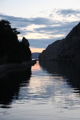 Fjord de Zavratnitca. Fjord de Zavratnitca.
