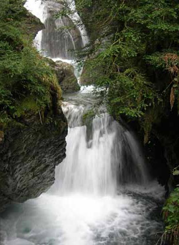 Deux heures de marche dans les gorges de Kakuetta.