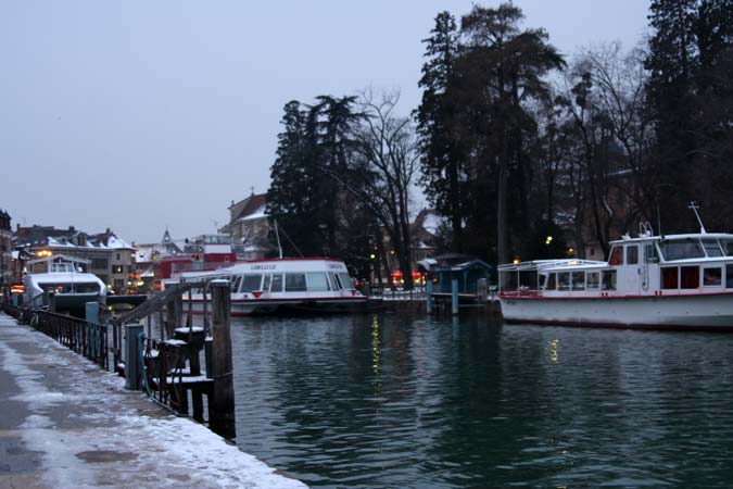 Le quai Napol&eacute;on