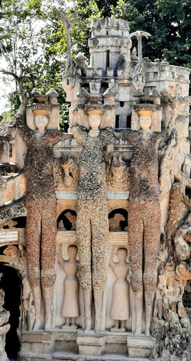 Palais du Facteur Cheval Palais du Facteur Cheval