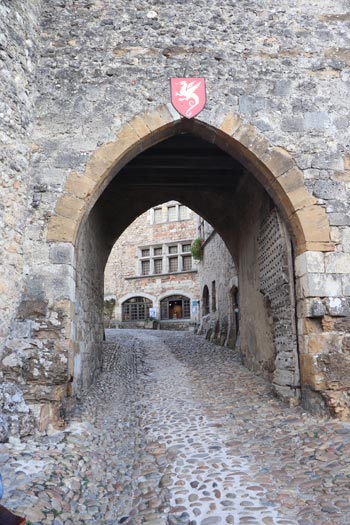 Pérouges
