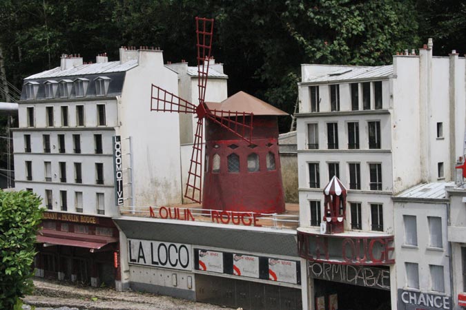 Moulin Rouge