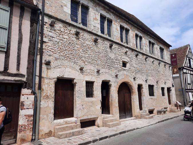 La Grange aux Dîmes La Grange aux Dîmes