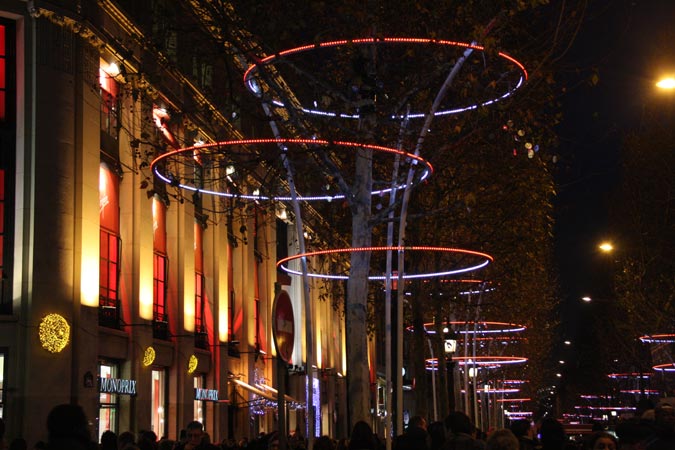 Champs Elysées.