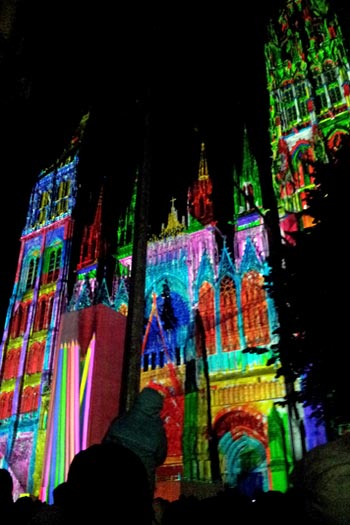 Illumination Cath&eacute;drale