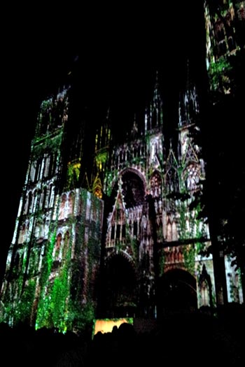 Illumination Cath&eacute;drale