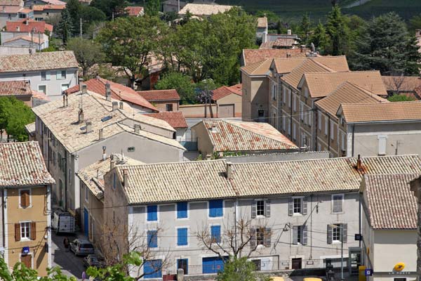 Place de la mairie, vue d'en haut.