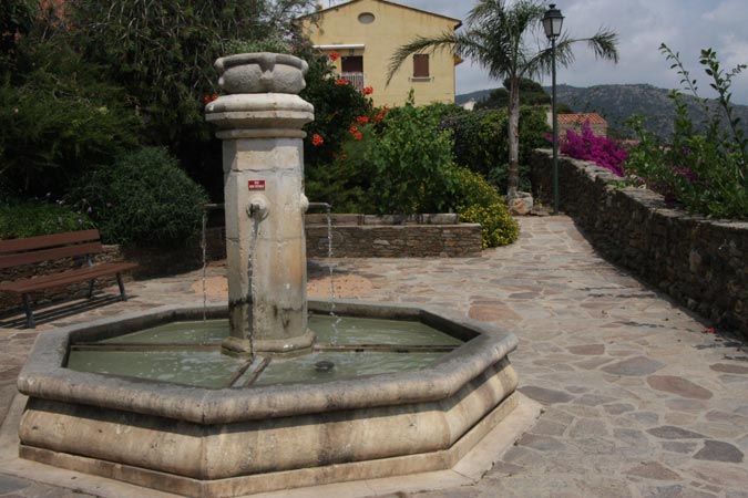 Bormes-les-Mimosas. Bormes-les-Mimosas.