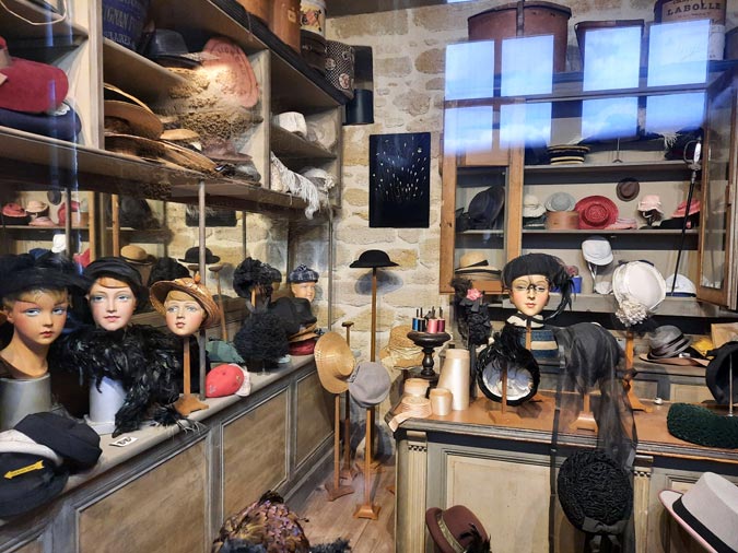 Mus&eacute;e des commerces, Dou&eacute;