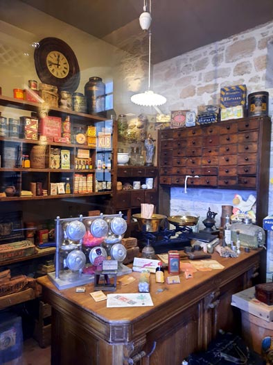 Mus&eacute;e des commerces, Dou&eacute;