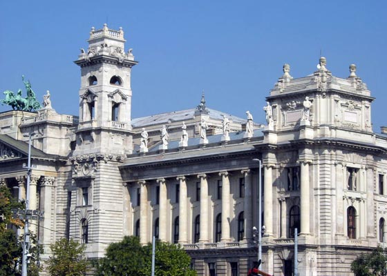 Palais de justice de Budapest Palais de justice de Budapest