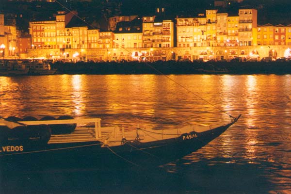 Porto la nuit.