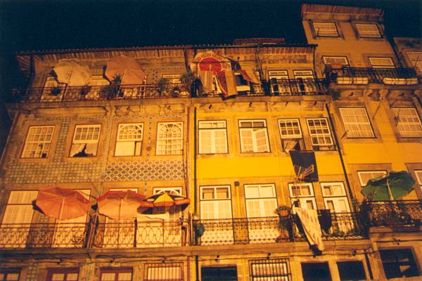 Porto la nuit. Porto la nuit.