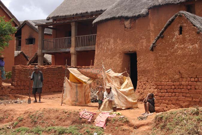 Maisons en latérite.