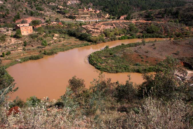 Rivière. Rivière.