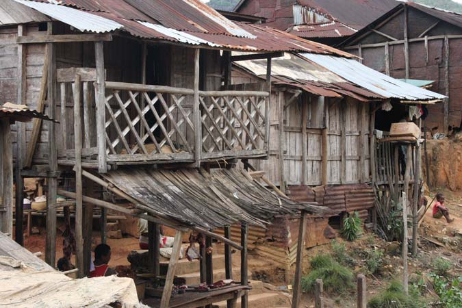 Village sur la ligne Fianarantsoa-Manakara.