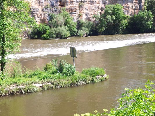 Chemin de halage de Bouzies