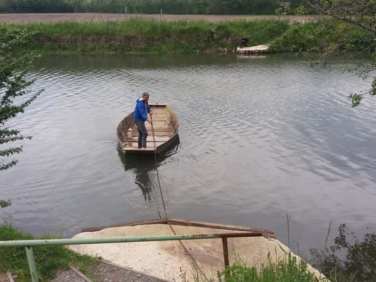 Barque à chaîne - Arçais